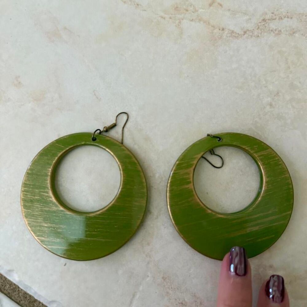 NWOT large vintage Green and gold hoop earrings